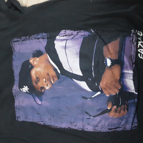 Shirt - Picture 1 of 2